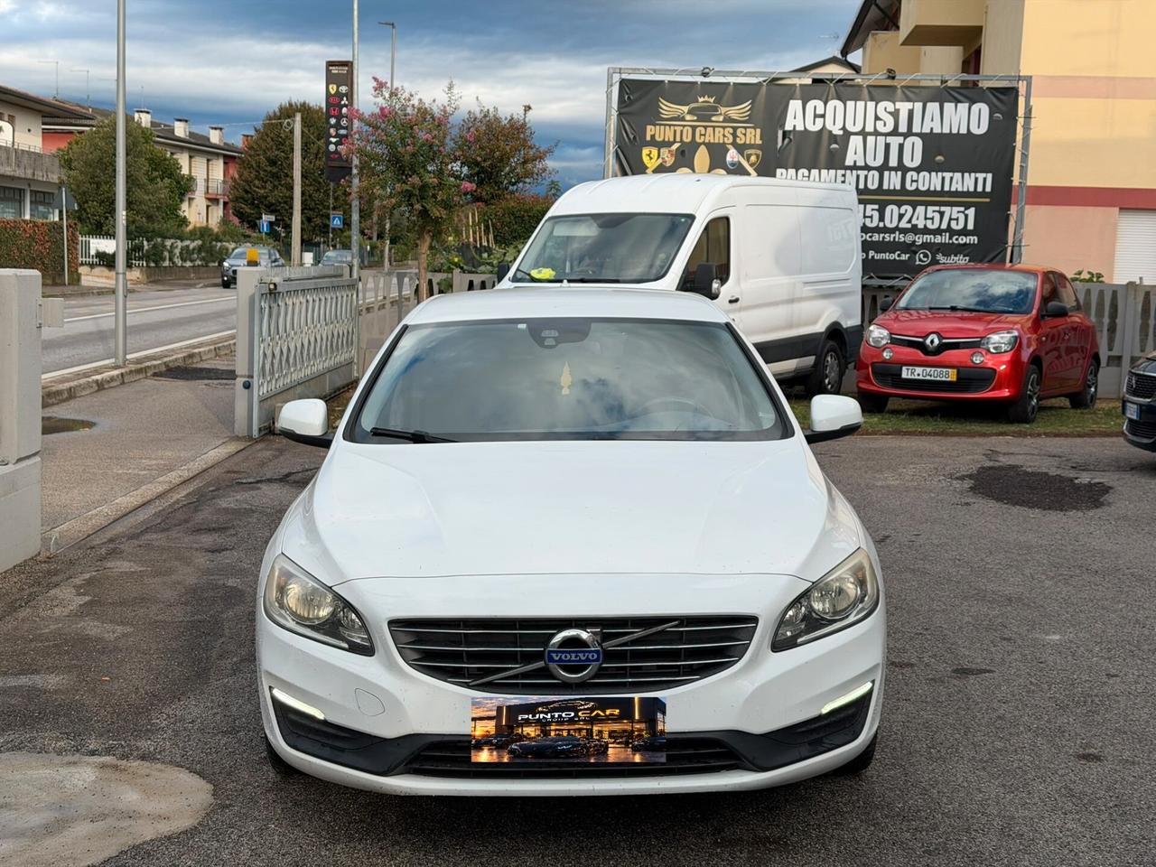 Volvo V60 D2 Geartronic Momentum N1