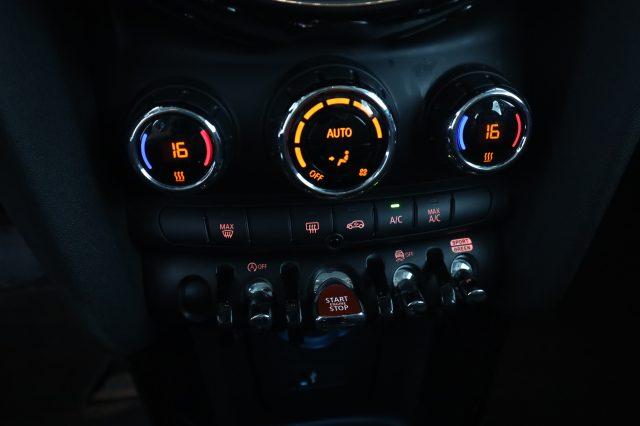 MINI Mini 5 Porte 1.5 Cooper Classic 5 porte