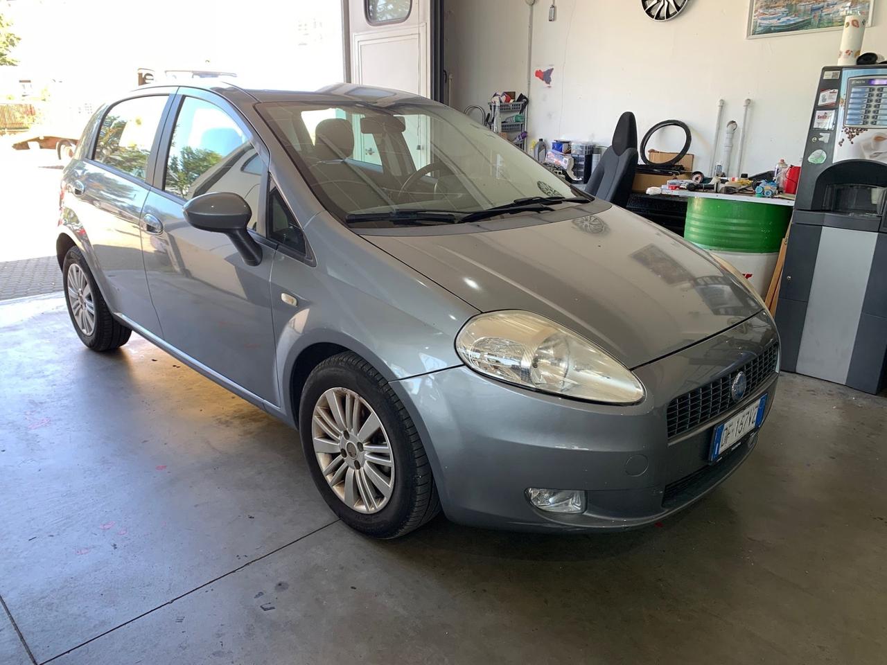 Fiat Grande Punto 1.4 Starjet 16V 5 porte Dynamic