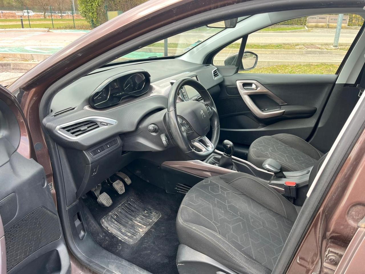 Peugeot 2008 1.4 HDi - 2015