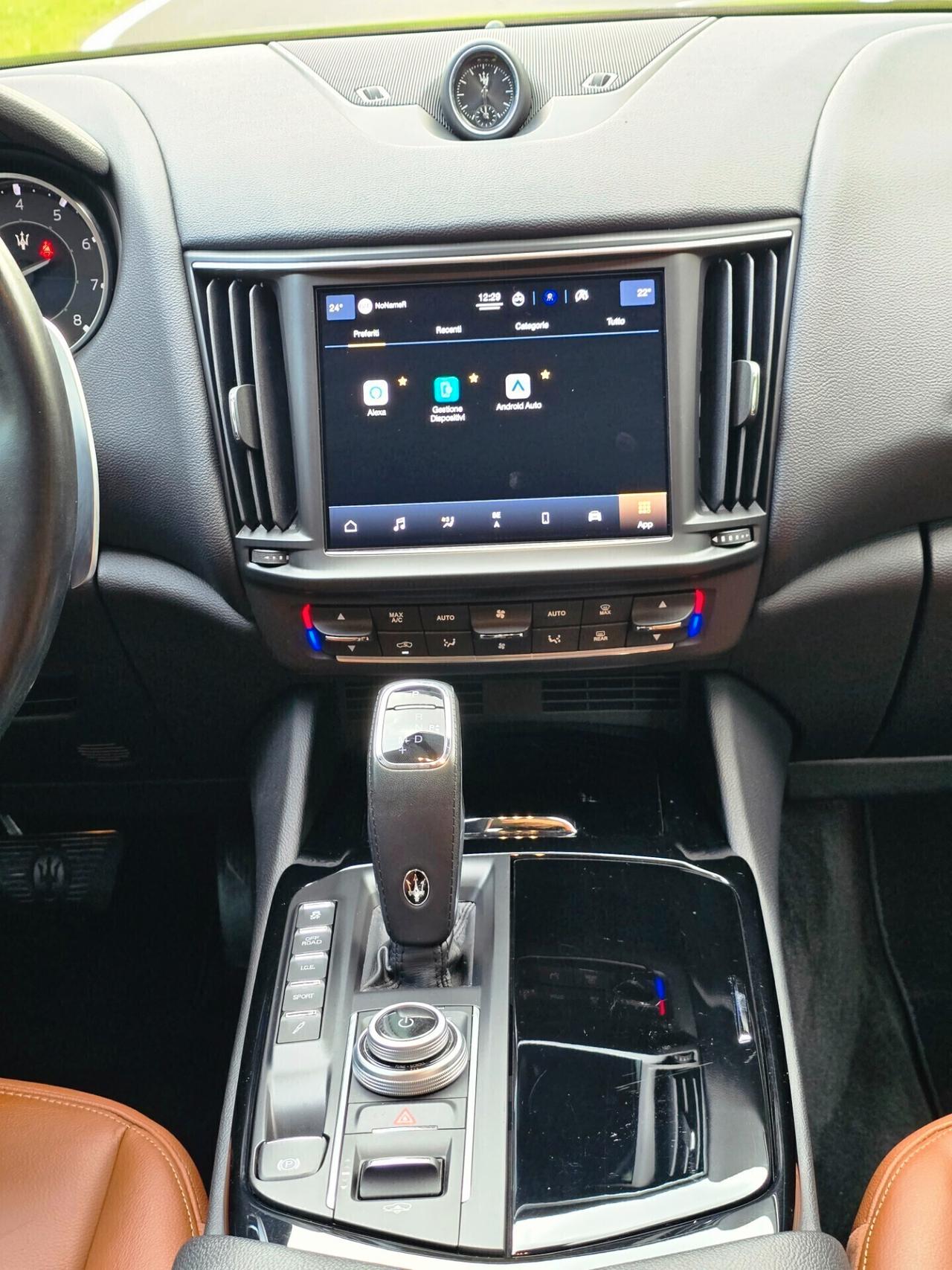 Maserati Levante V6 AWD 350 CV BENZINA - 2021