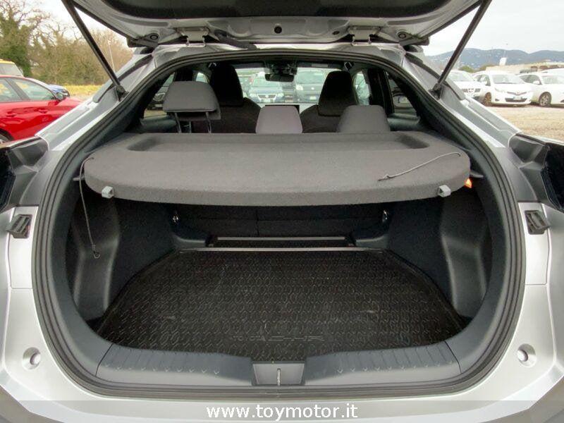 Toyota C-HR (2023-) 1.8 HV Trend