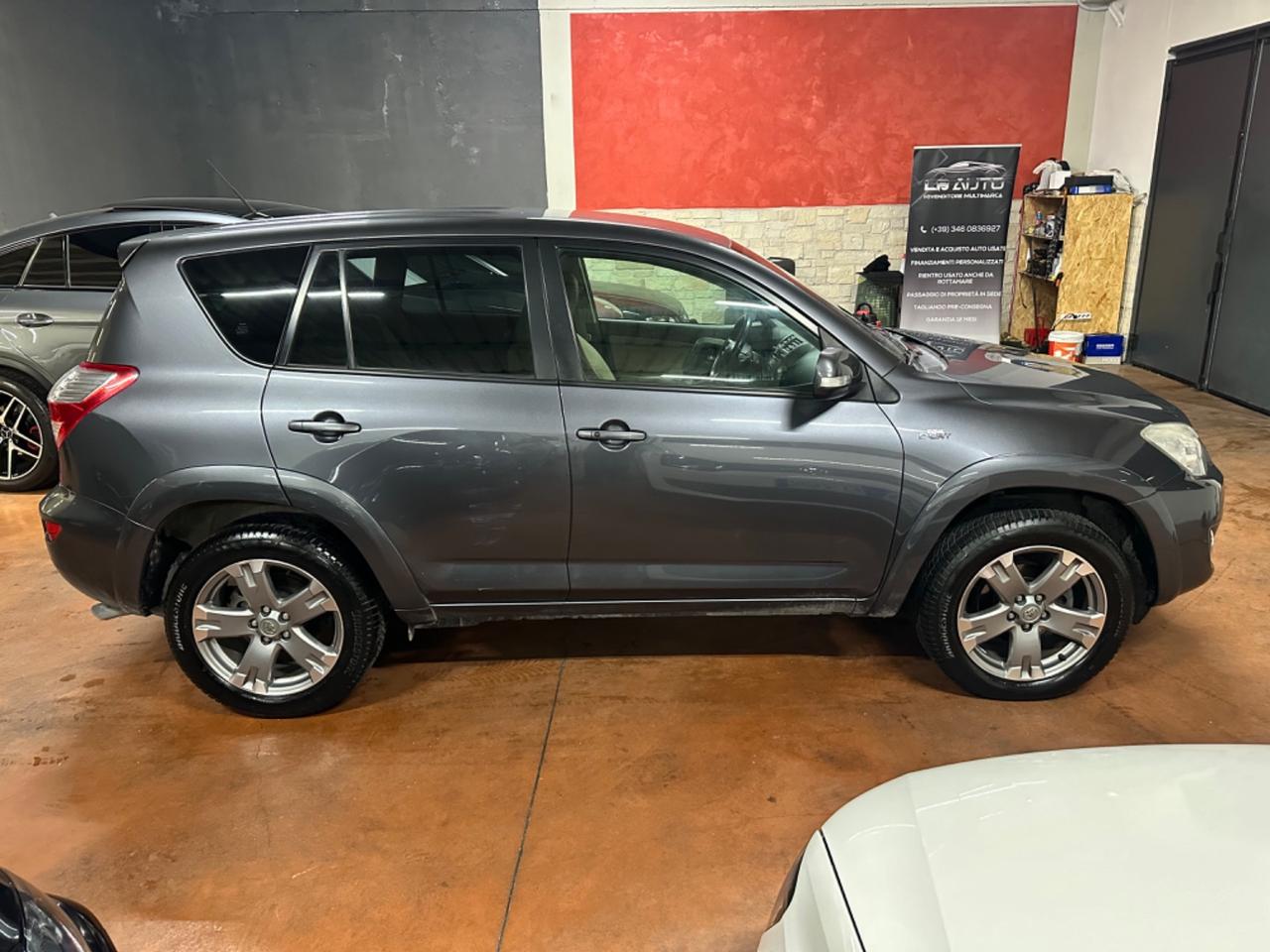 Toyota RAV 4 RAV4 Crossover 2.2 D-4D 150 CV DPF Luxury