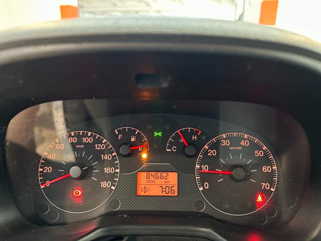 Fiat Fiorino 1.4 8V 73CV - AUTOCARRO 2 POSTI