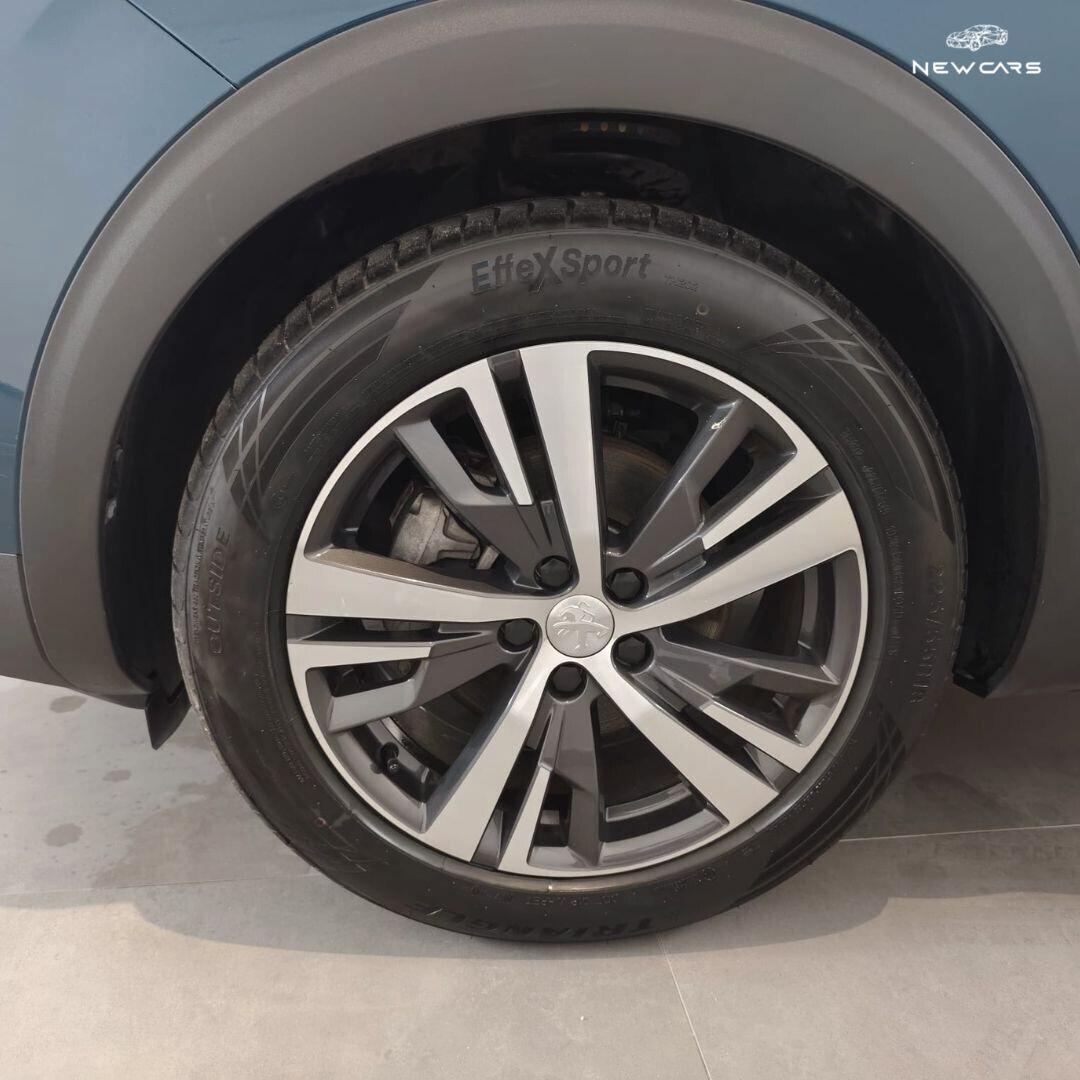 Peugeot 3008 BlueHDi 130 S&S EAT8 Allure