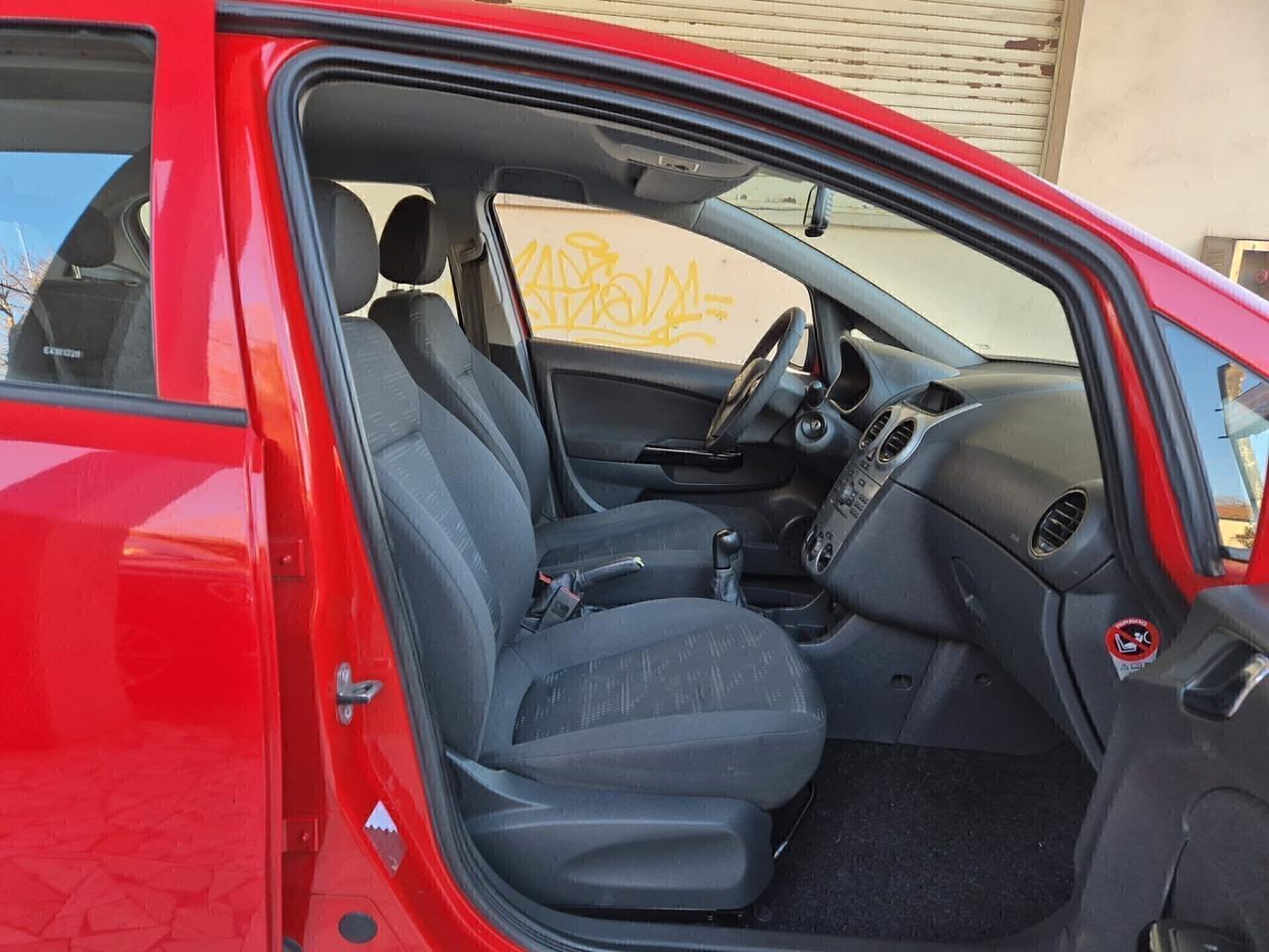 Opel Corsa 1.2 5 porte Edition DA VETRINA NEOPATENTATI OFFERTA VALIDA FINO AL 22/04/2025