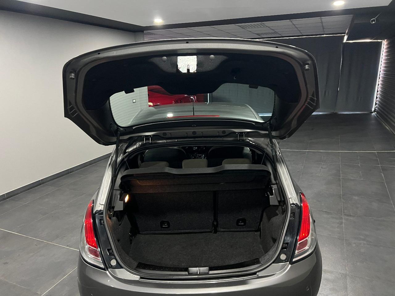 Lancia Ypsilon 1.3 MJT 16V 95 CV 5 porte S&S Gold UNICAPRO