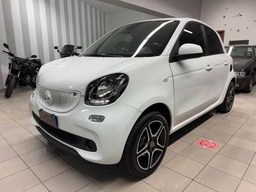 Smart ForFour 453 1.0 benzina 70cv