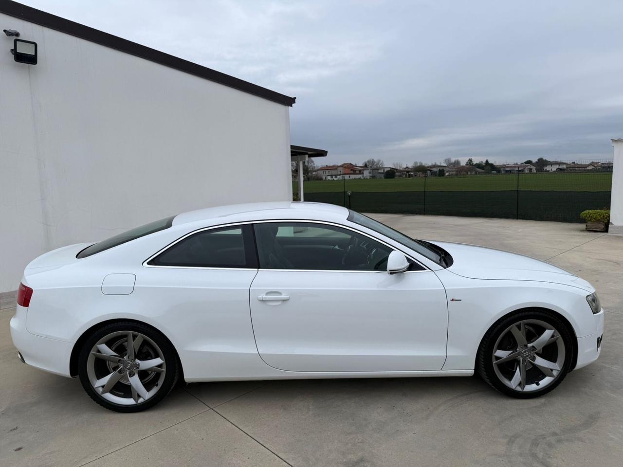Audi A5 3.0 V6 TDI QUATTRO SLINE