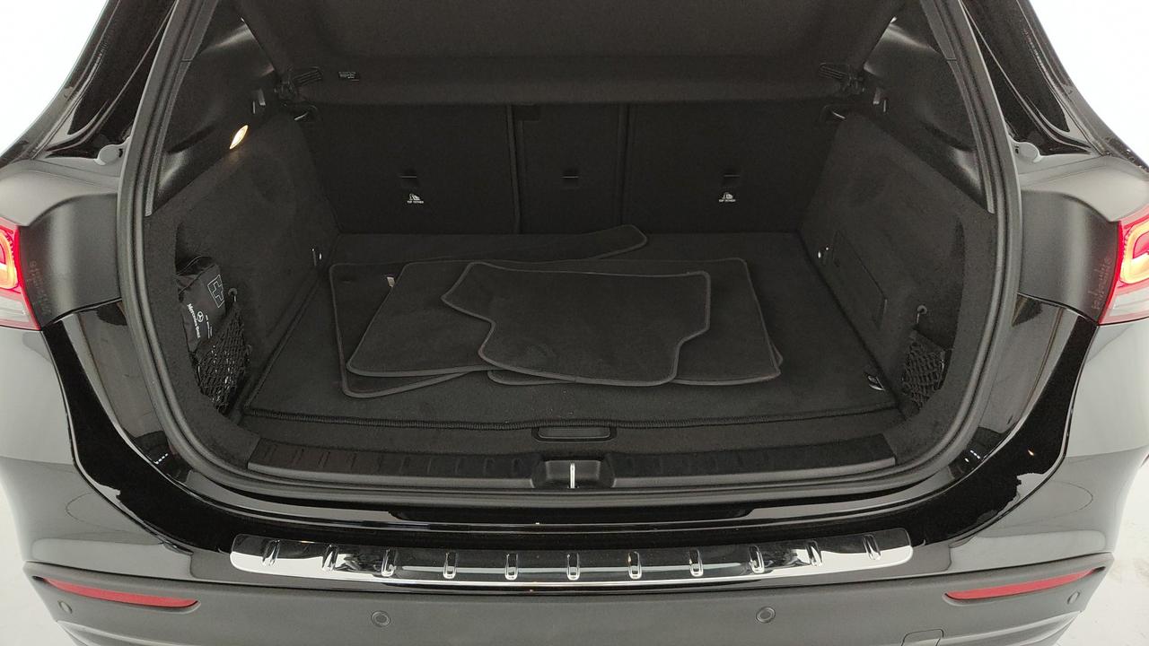 Mercedes-Benz GLA AMG 45 S 4matic+ auto