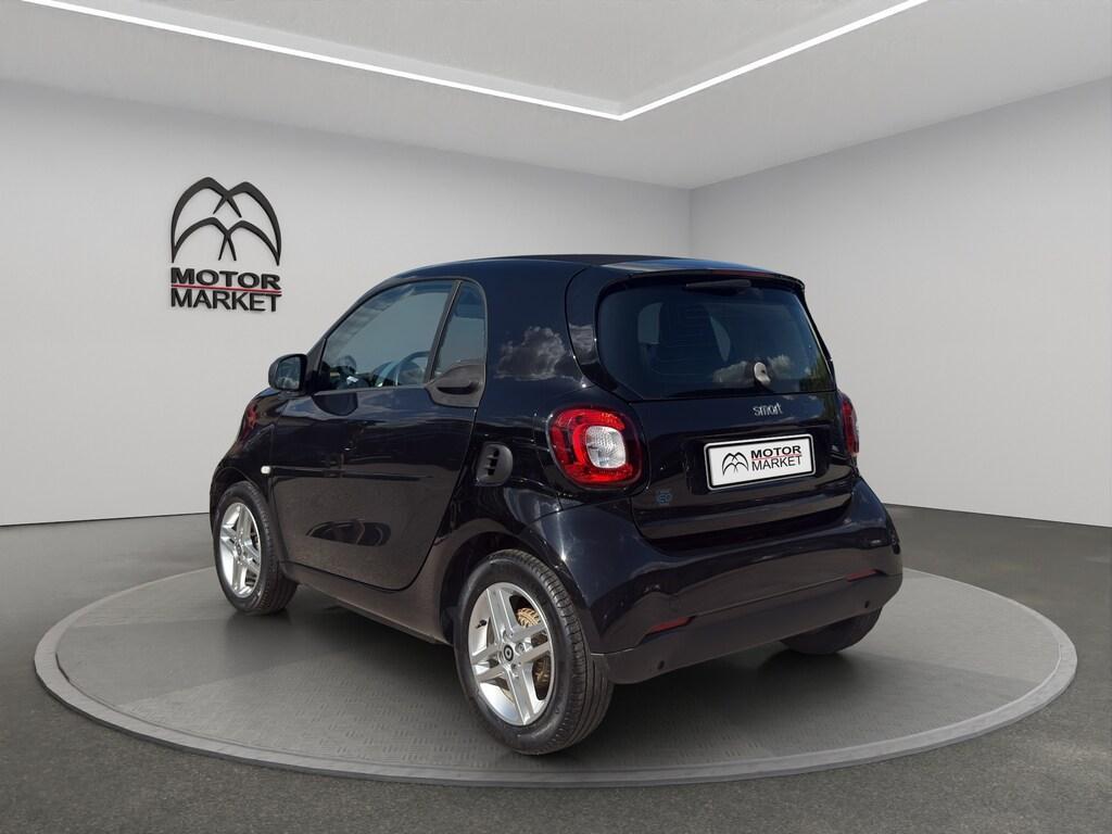 Smart fortwo EQ Pure