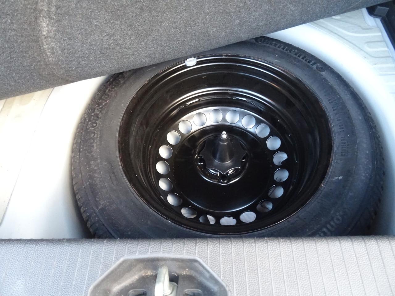 Opel Corsa 1.2 3 porte Club OK NEOPATENTATI