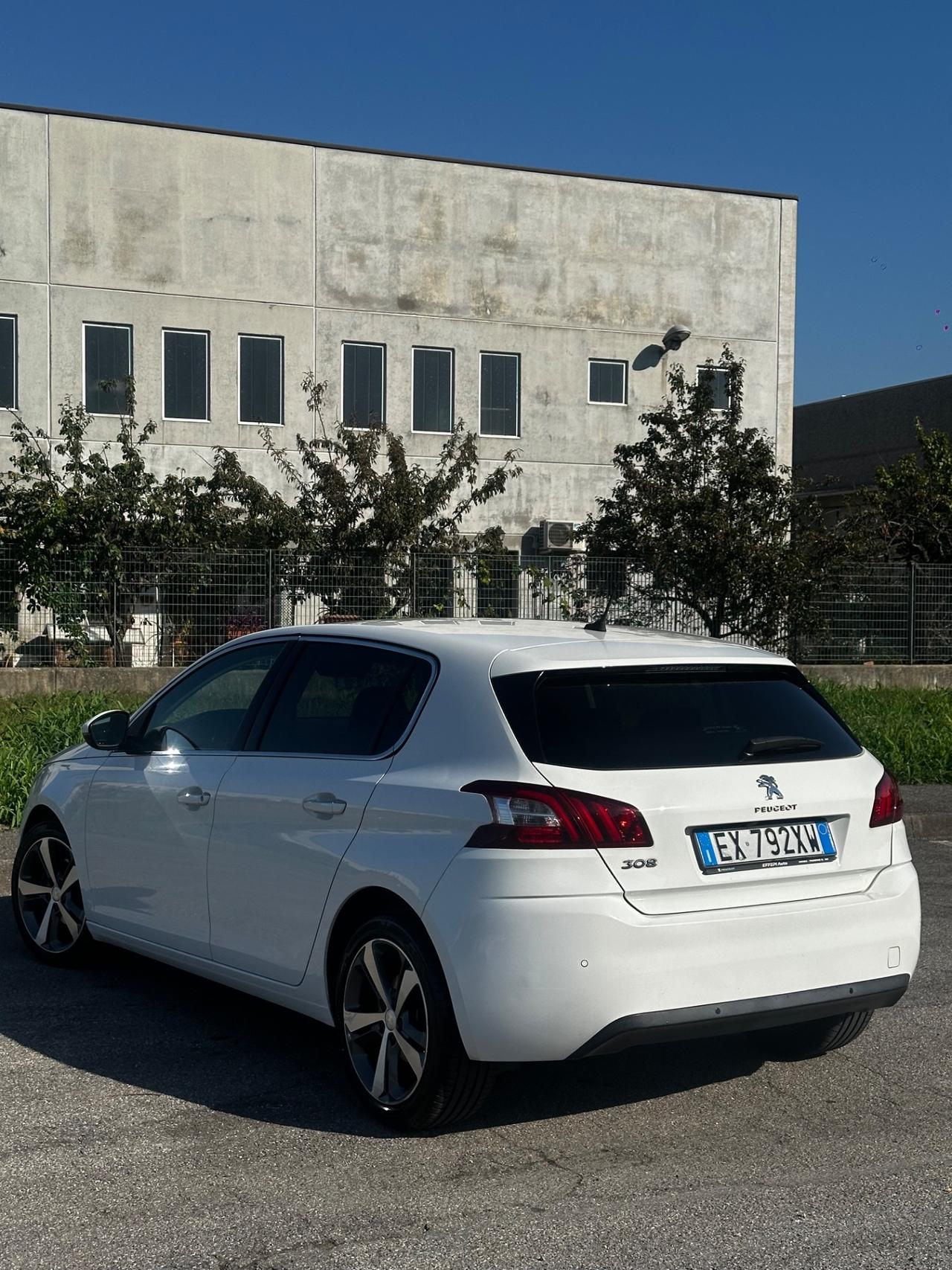 Peugeot 308 1.6 e-HDi 115 CV Stop&Start GT Line