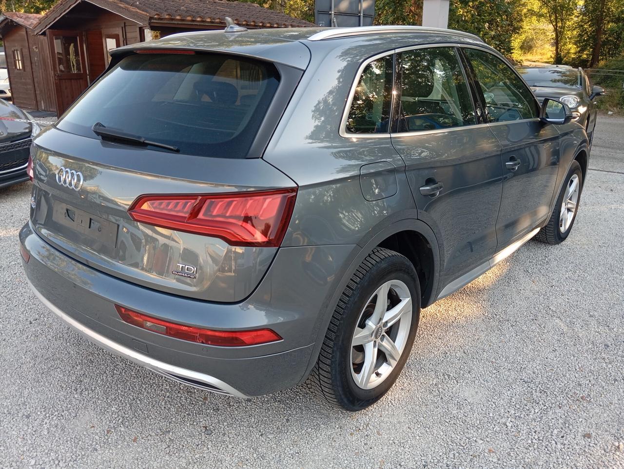 Audi Q5 2.0 TDI 190 CV quattro S tronic Business Sport