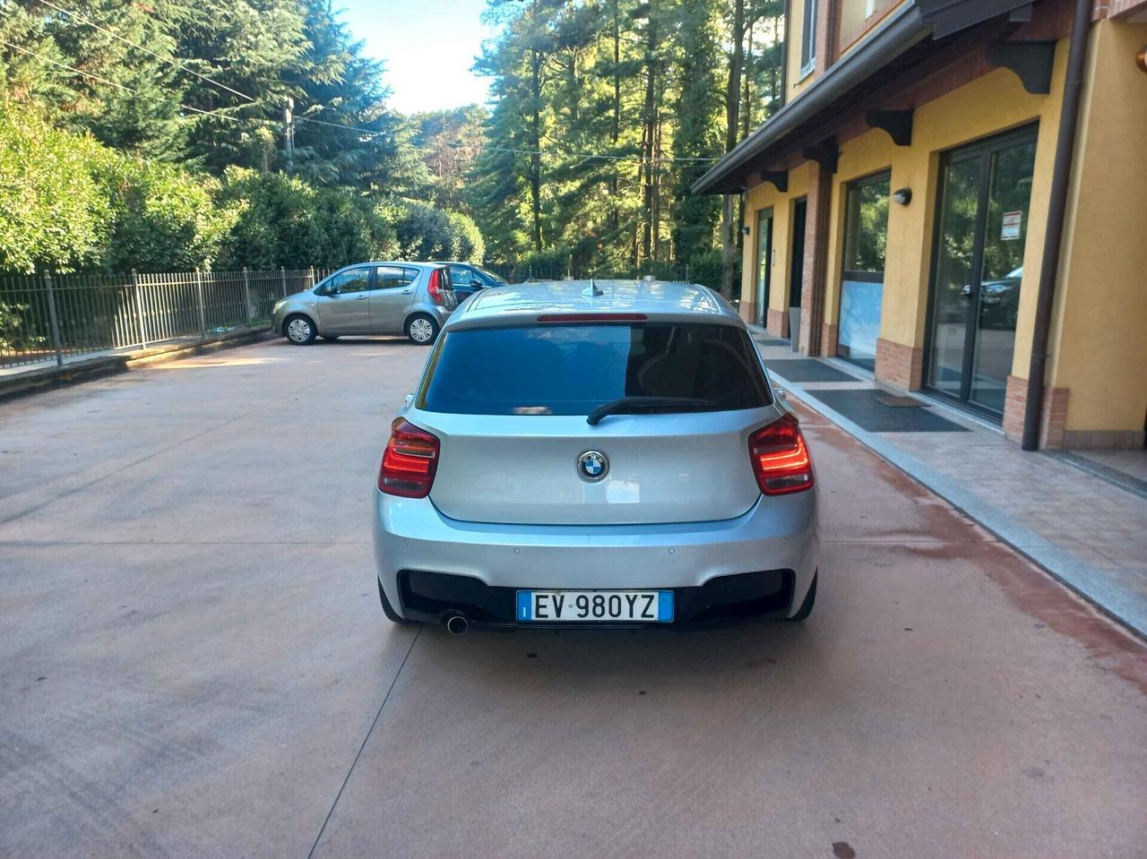 Bmw 118 118d 5p. Business