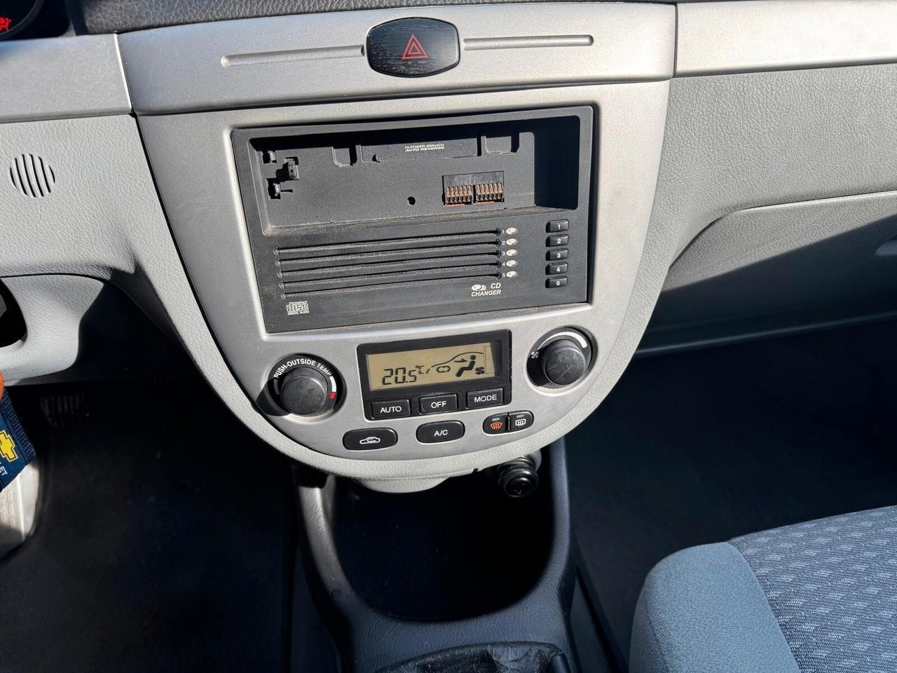 Daewoo Lacetti 1.6 16V 5P.