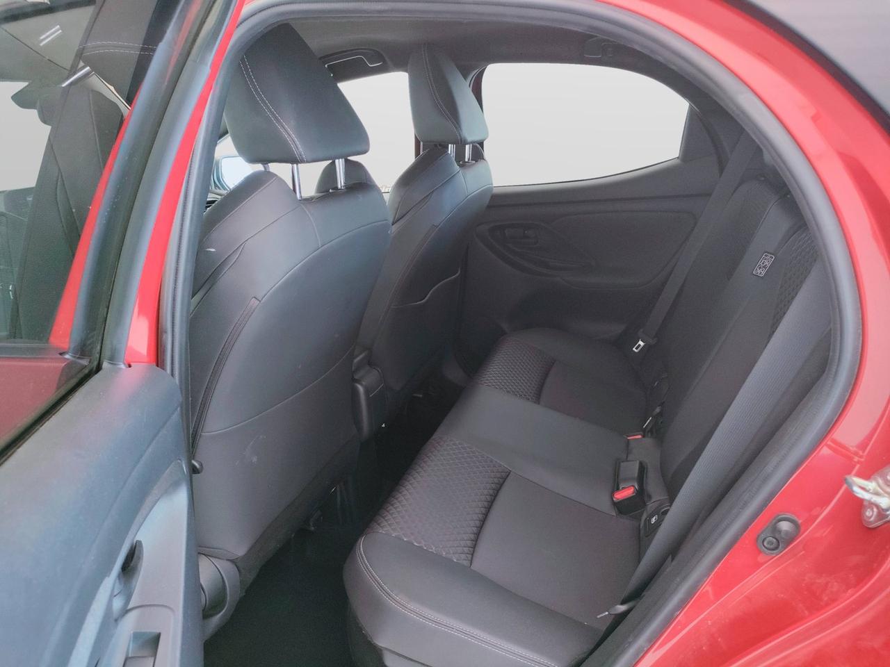 TOYOTA Yaris IV 2020 - Yaris 1.5h Style