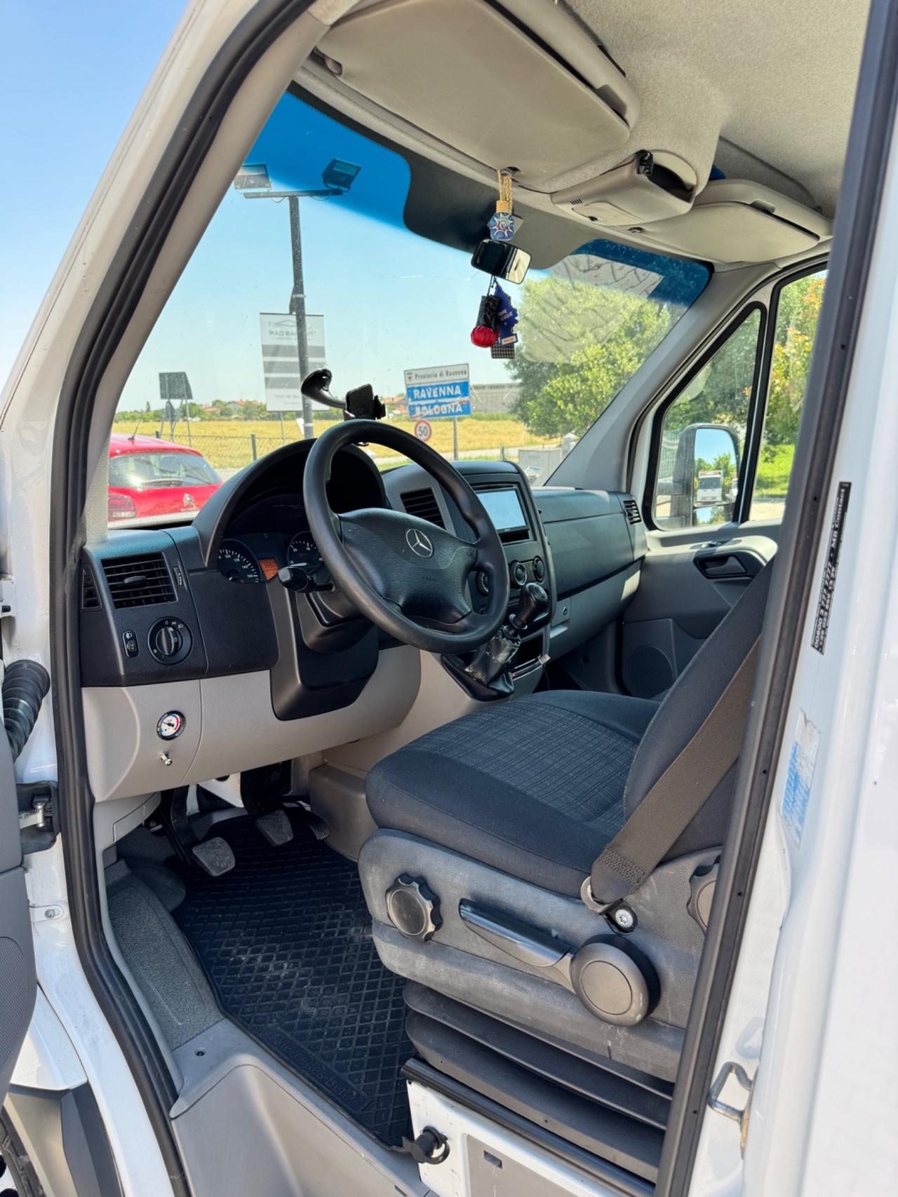 Mercedes Benz Sprinter carroattrezzi fisso