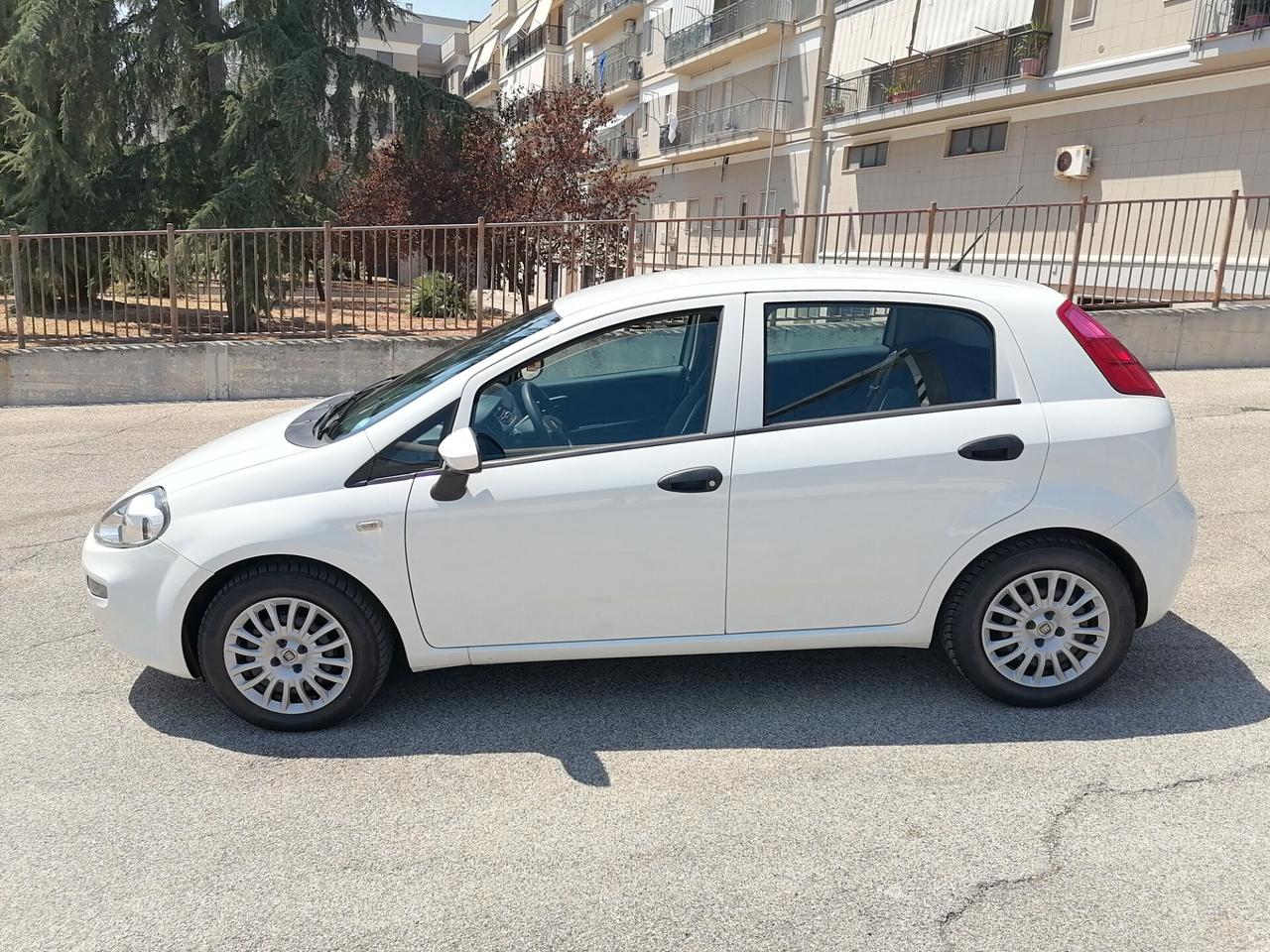 Fiat Punto 1.3 MJT II 95 CV EURO 6 5 porte 2017
