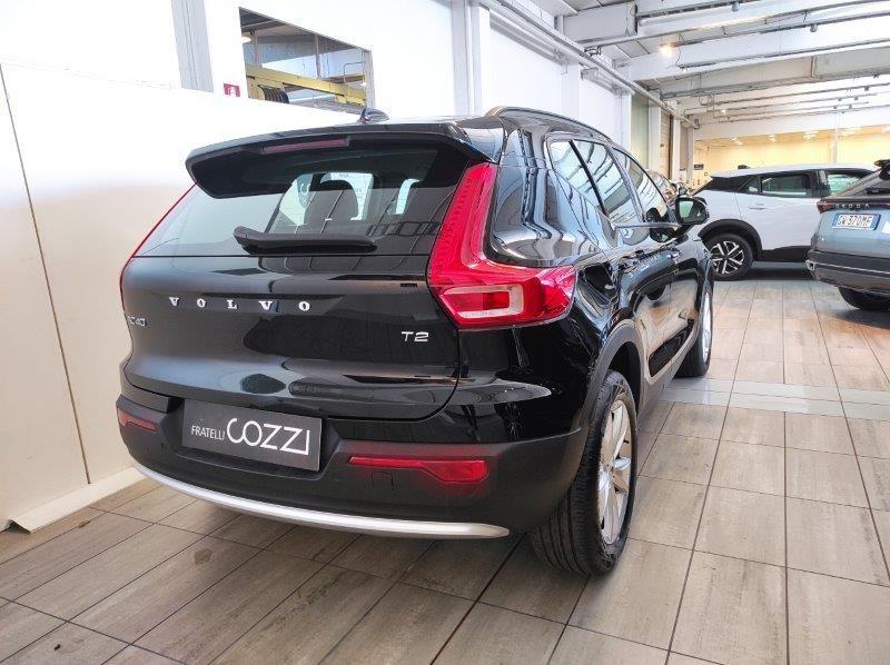 VOLVO XC40 (2017-->) - XC40 T2 automatico Essential