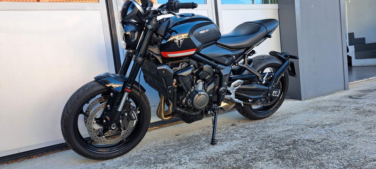 Triumph Trident 660