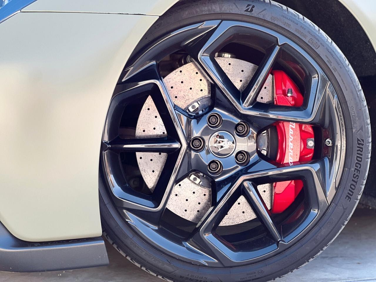 Maserati MC20