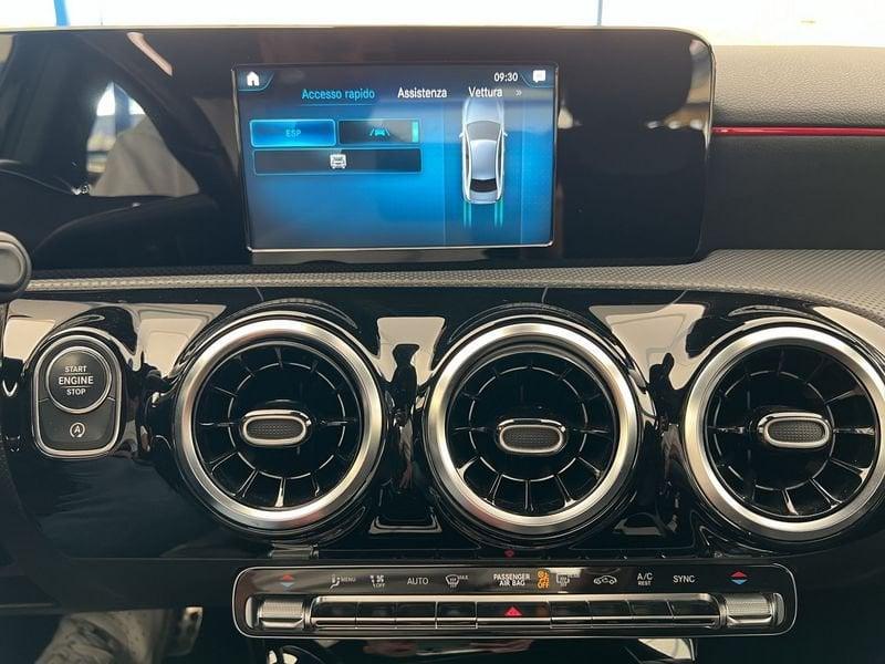Mercedes-Benz Classe A Berlina 180 d Sedan Automatic Premium