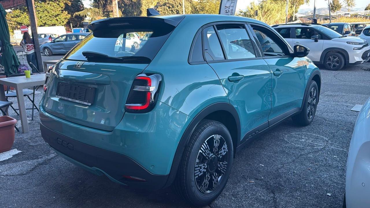 Fiat 600 Hybrid 110 CV DCT MHEV Icon