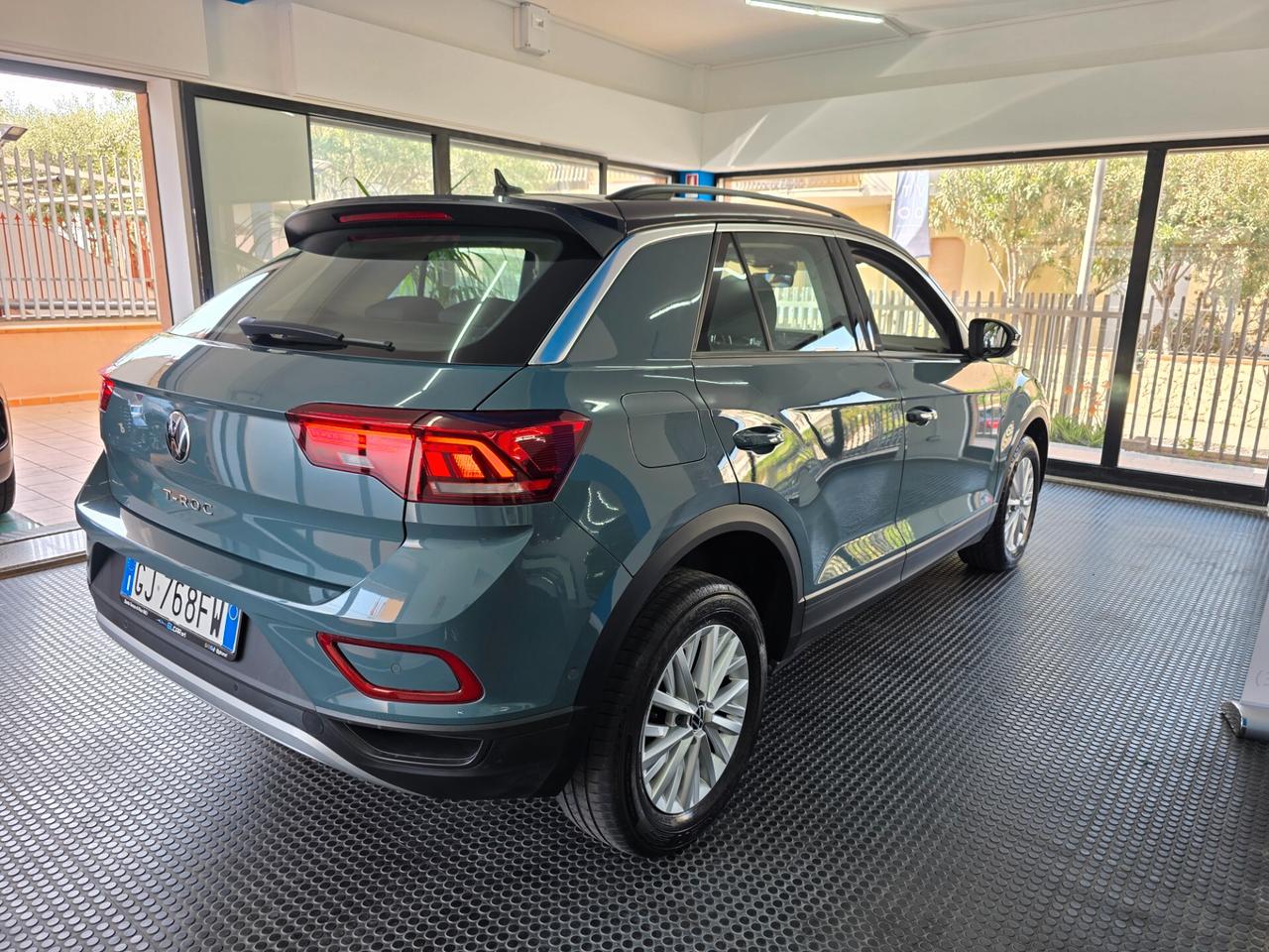 Volkswagen T-Roc 1.0TSI 2022 73000KM UNICOPROPRIETARIO