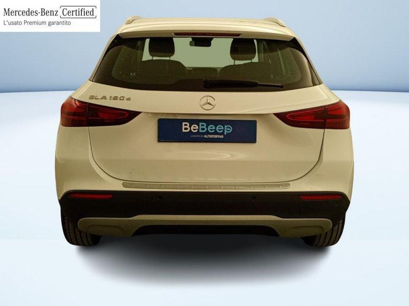 Mercedes-Benz GLA 180 D ADVANCED AUTO