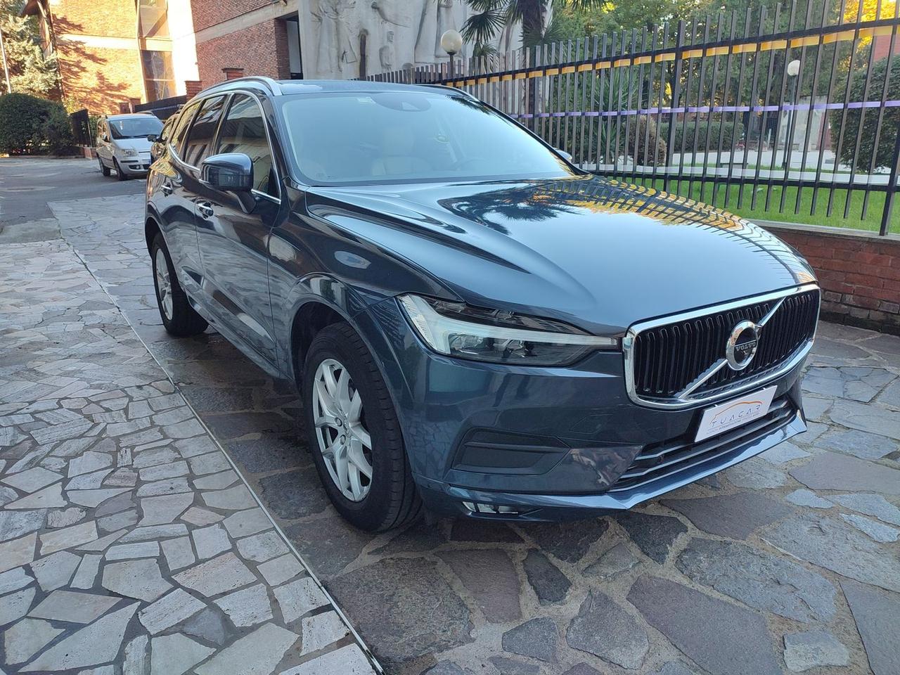 Volvo XC 60 2.0 B4 MHEV Momentum Pro #7446