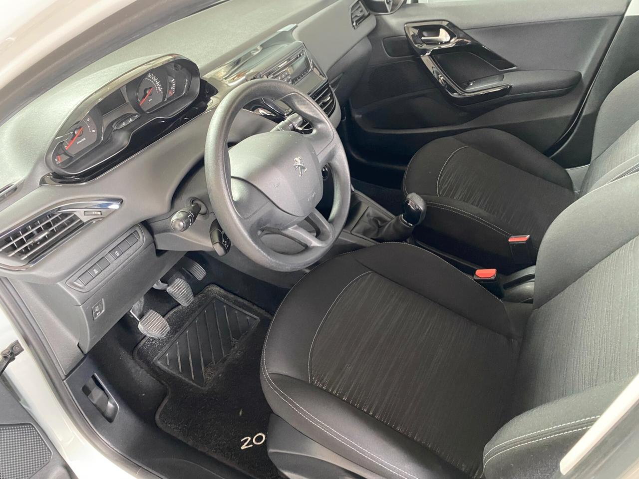 Peugeot 208 1.4 HDi 68 CV 5 porte Van Pack