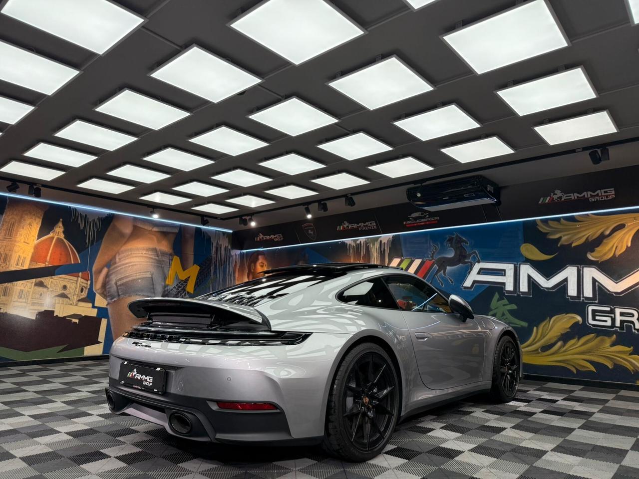 Porsche 911 Carrera (104)