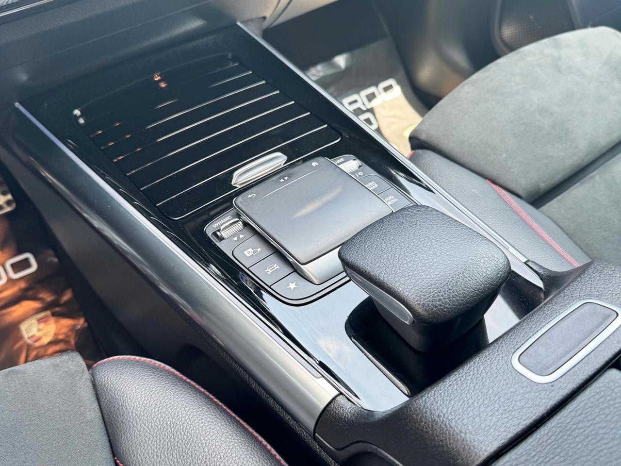 Mercedes GLA 200 d Premium AMG Night 4matic | PREZZO REALE