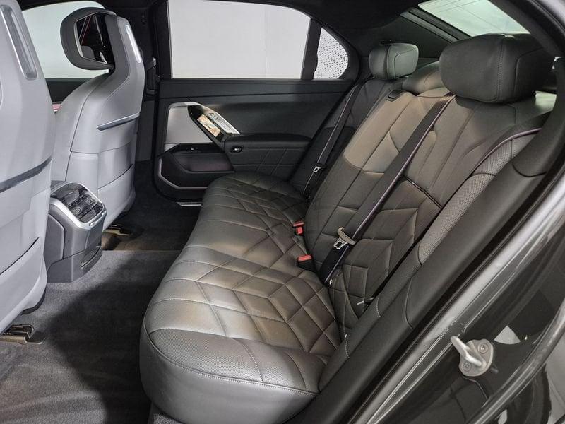 BMW Serie 7 G70 740d mhev xdrive MSport auto