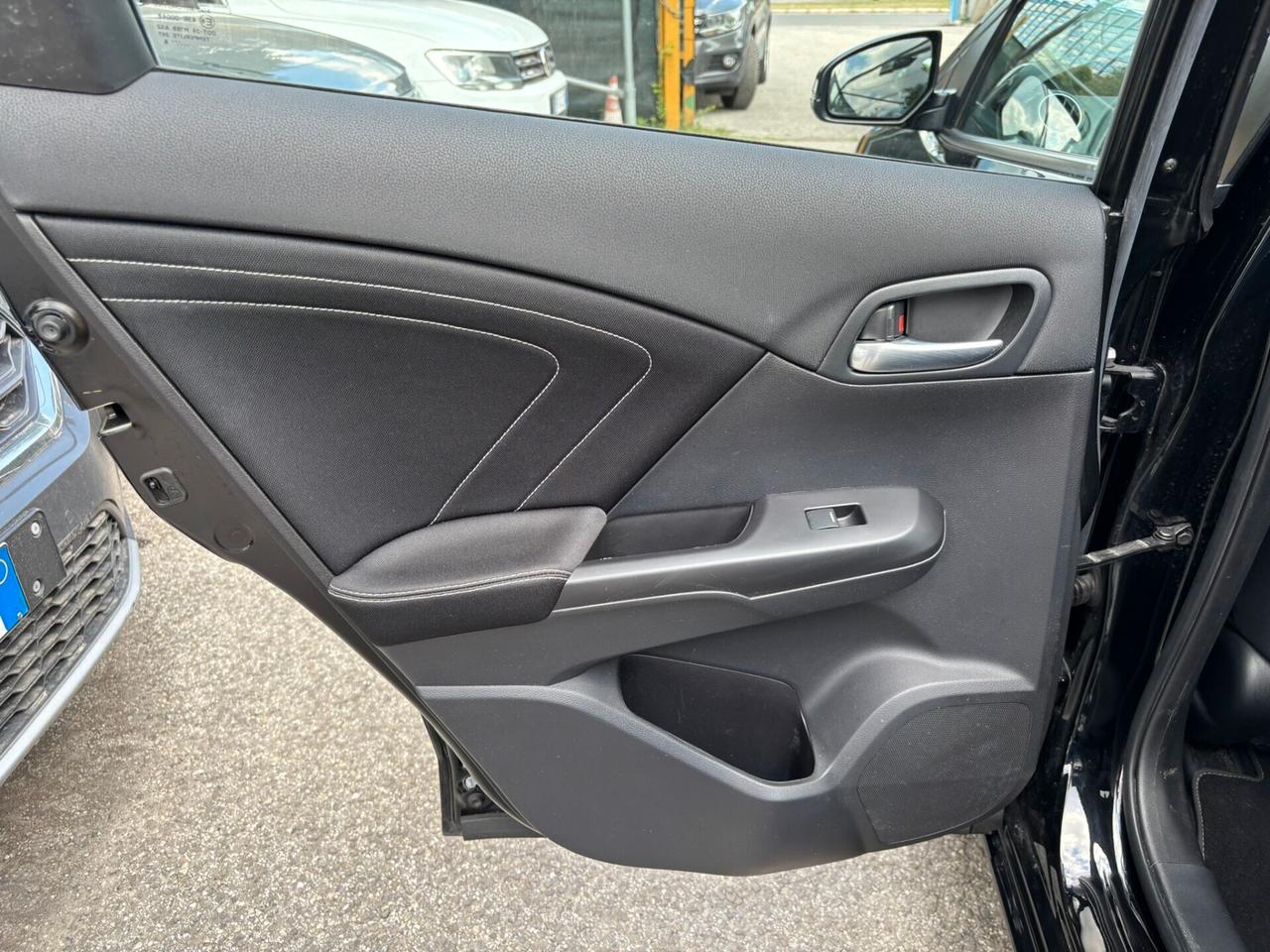 Honda Civic 1.4 i-VTEC Elegance Navi OK Neopatentati