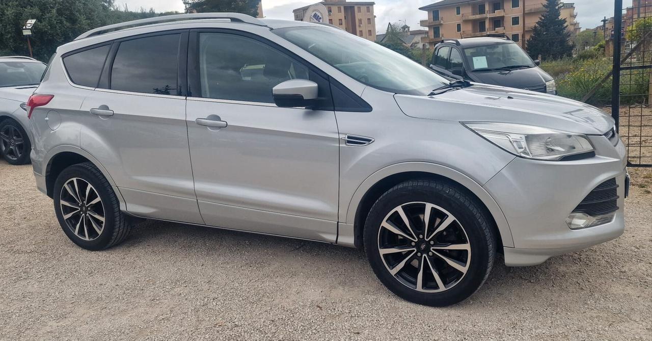 KUGA 2.0 TDCI 120 CV ST LINE 2016 SOLI 133500 KM