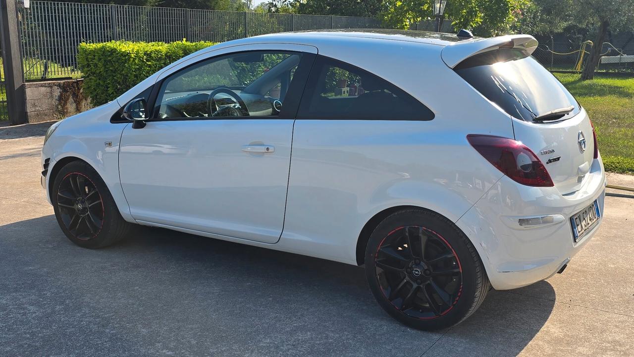OPEL CORSA 1300 MTJ OK NEOPATENTATI