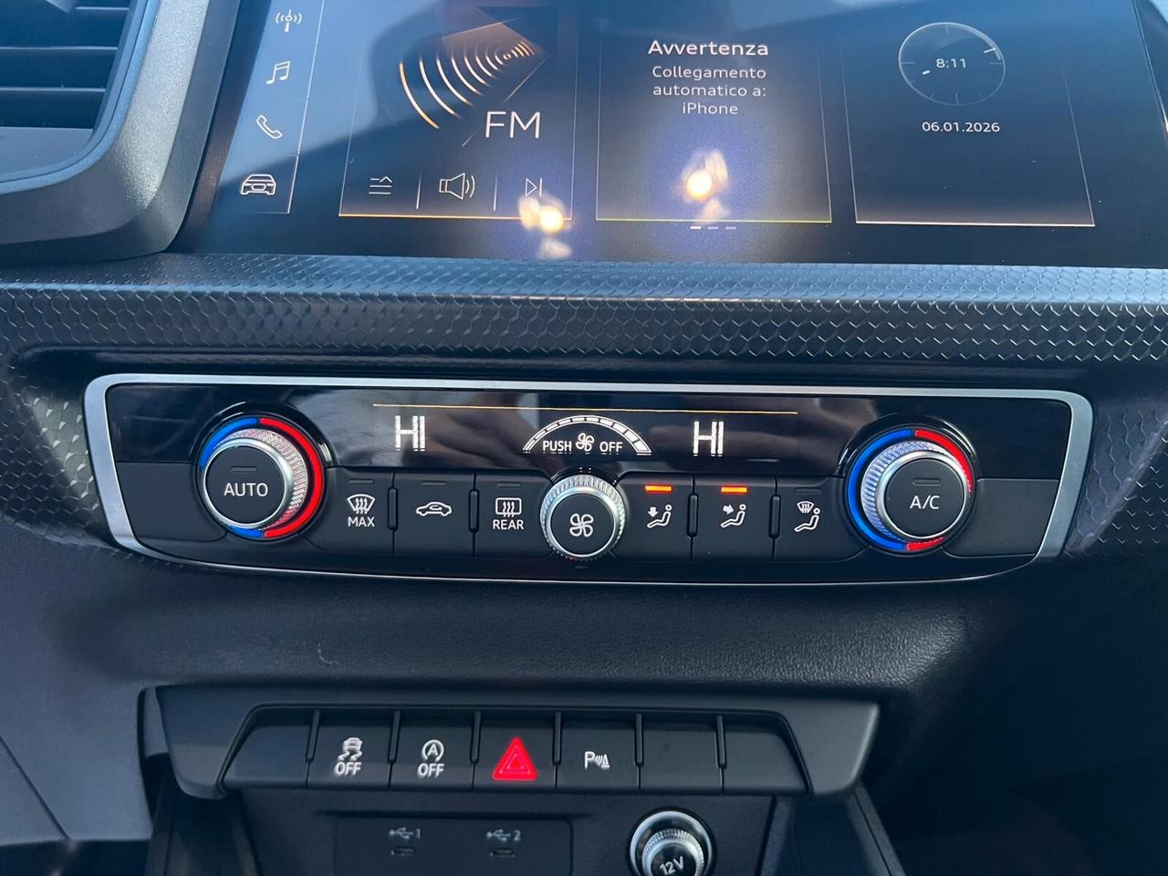 Audi A1 allstreet 30 TFSI S tronic Identity Contrast