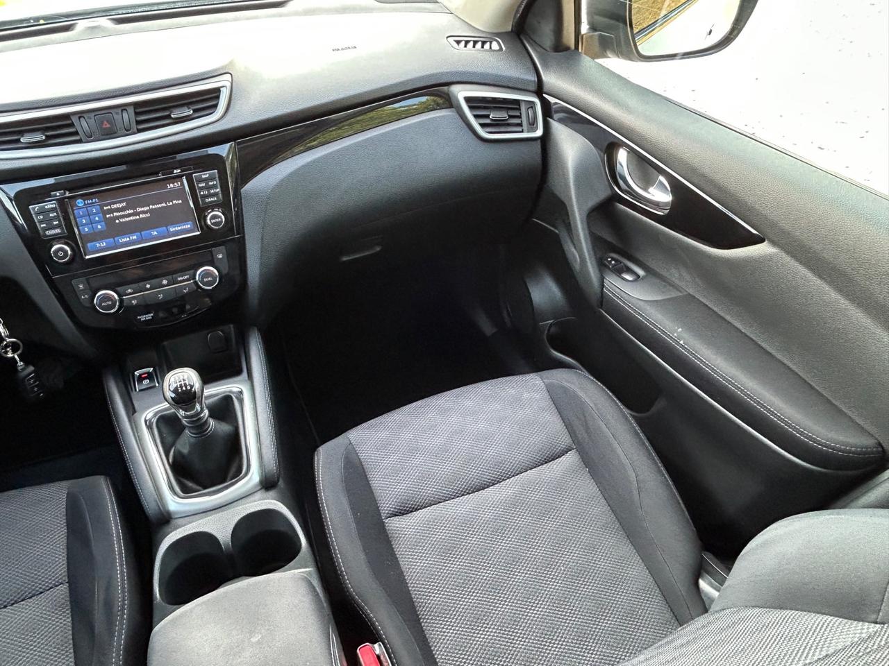 Nissan Qashqai 1.5 dCi N-Vision neopatentati permute