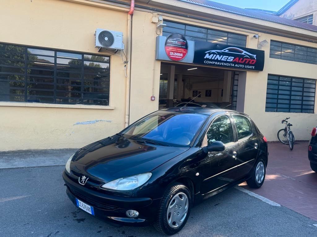 Peugeot 206 1.4 5p. GPL