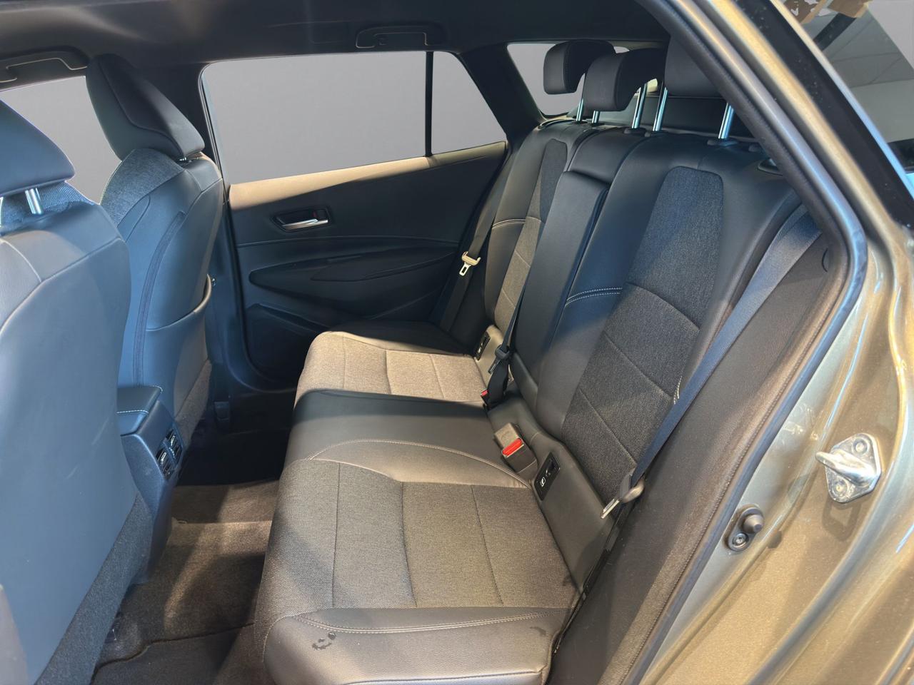 Toyota Corolla Touring Sports 1.8h Style cvt