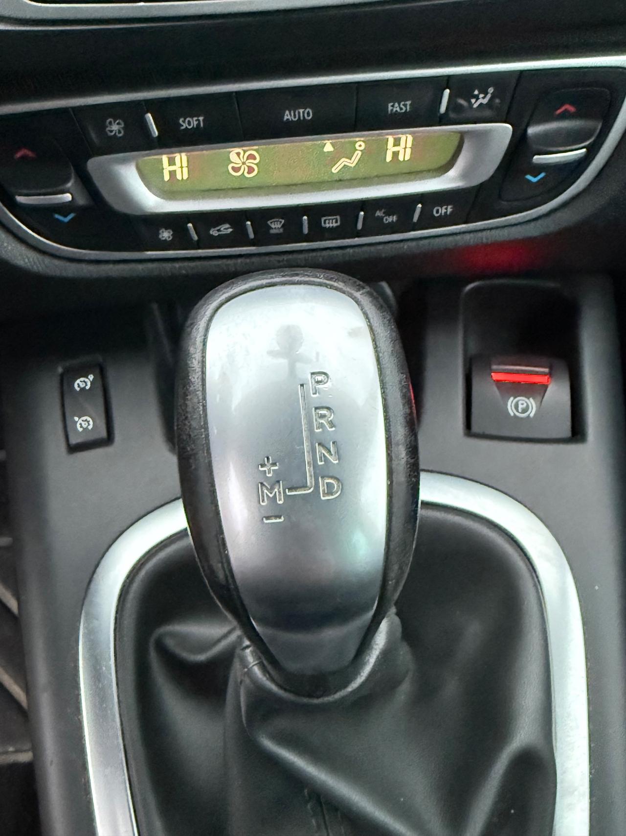 Renault Scenic Scénic XMod dCi 110 CV Start&Stop Energy Limited