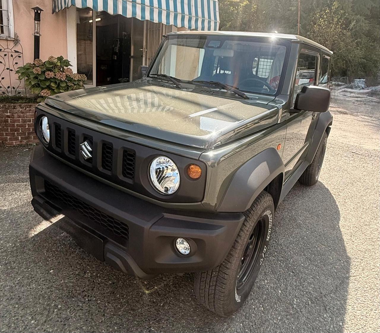 Suzuki Jimny 1.5 5MT PRO (N1)