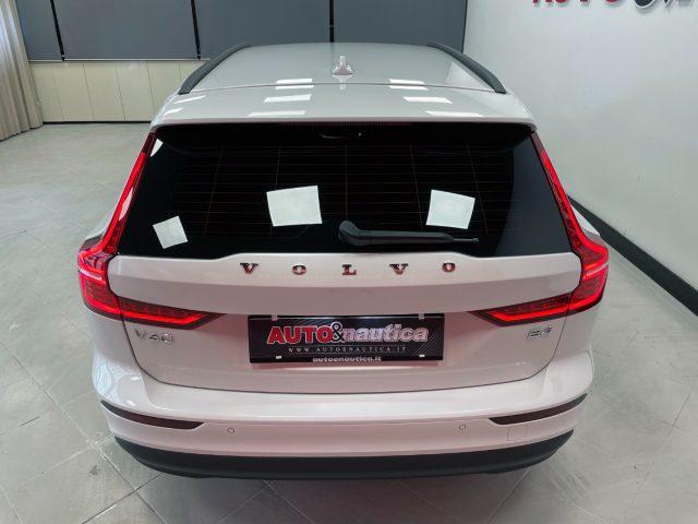 VOLVO V60 2.0 B4 CORE AUTO