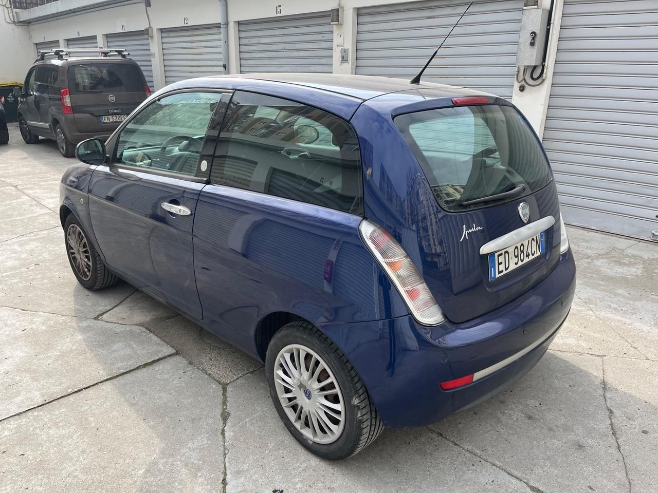 Lancia Ypsilon 1.4 New Oro Ecochic GPL