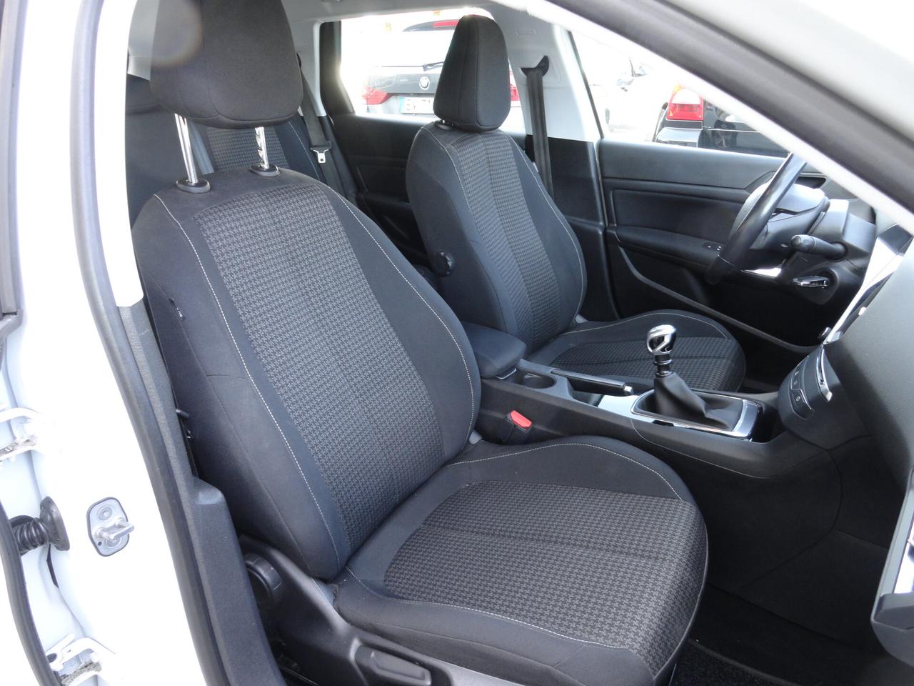 Peugeot 308 PureTech Turbo 130 S&S SW Allure