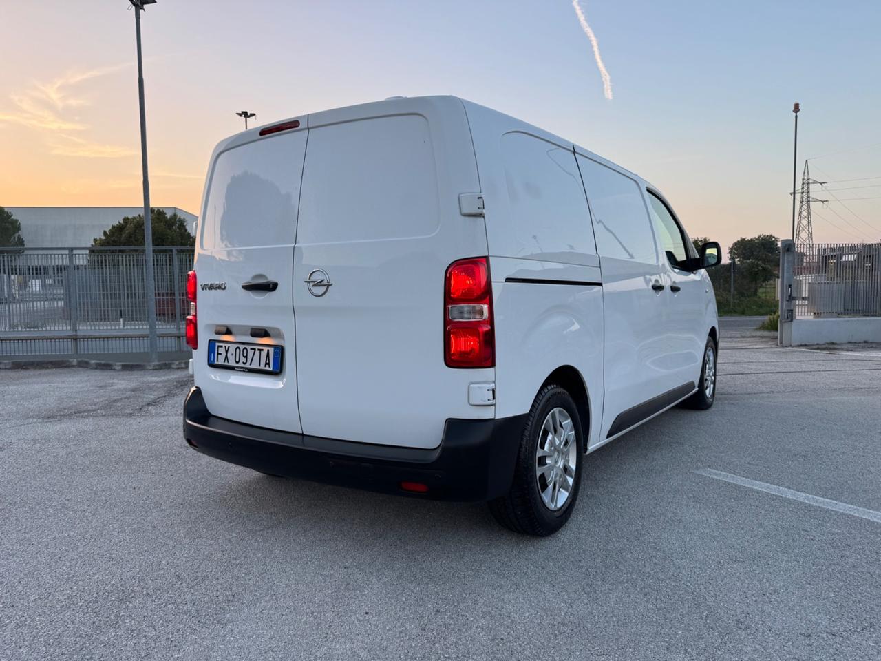 Opel Vivaro 1.5 Diesel 120CV S&S PC-TN S Furgone Essentia