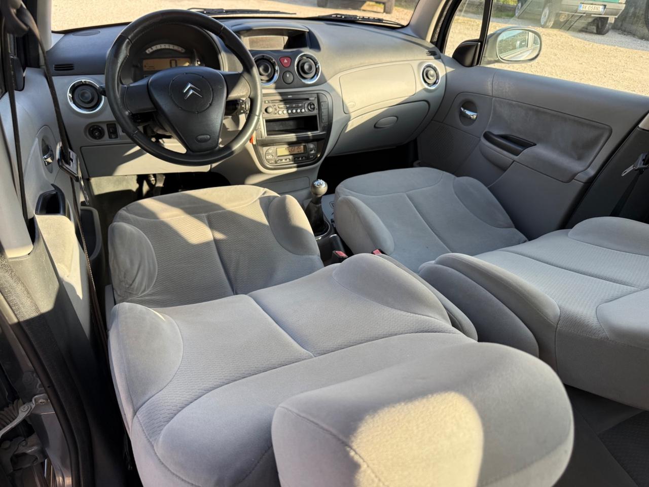 Citroen C3 1.1 Exclusive Unico Prop.