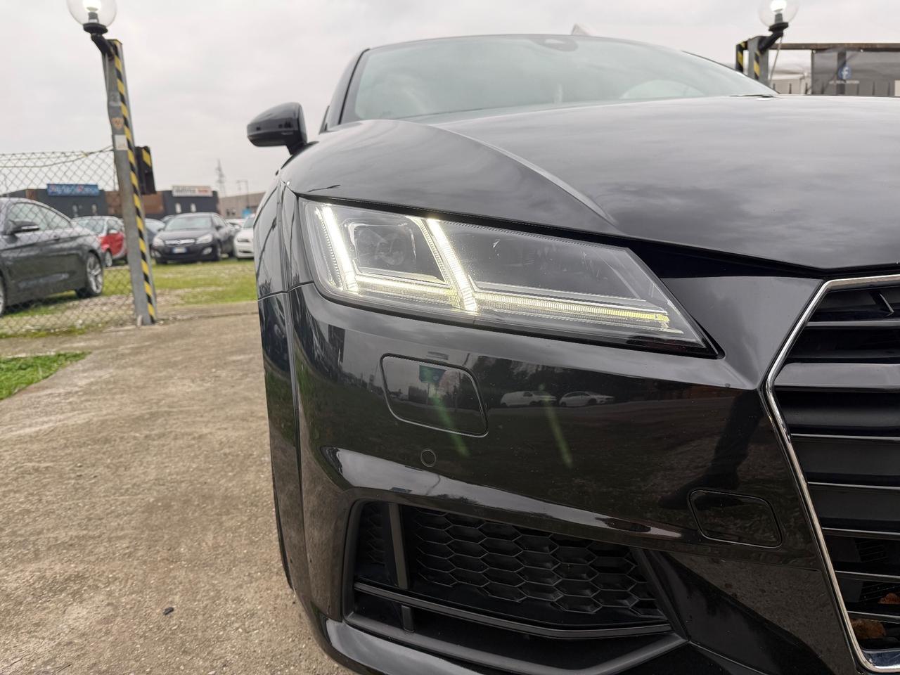 Audi TT Coupé 2.0 TFSI quattro S tronic line